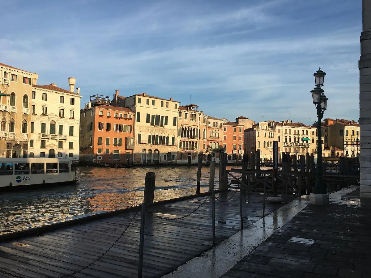 ** Bed & Breakfast Antico Mercato Venice Italy